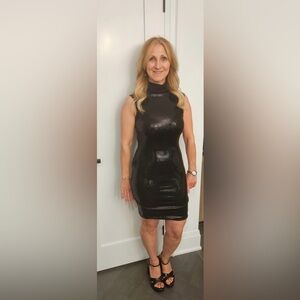 DESIGNER DRESS- LOVAS Elegant Black Sequin Dress